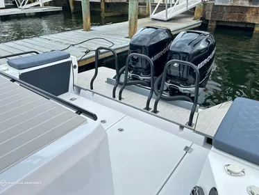 2019 Axopar 37 Sun Top