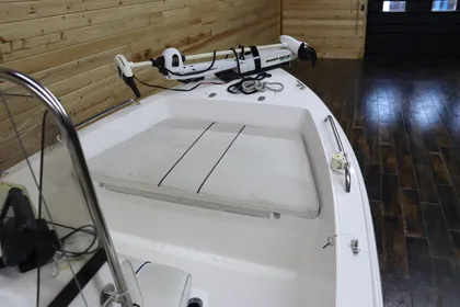 2002 Cobia 174 Center Console