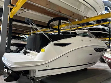 2017 Sea Ray 260 Sundancer