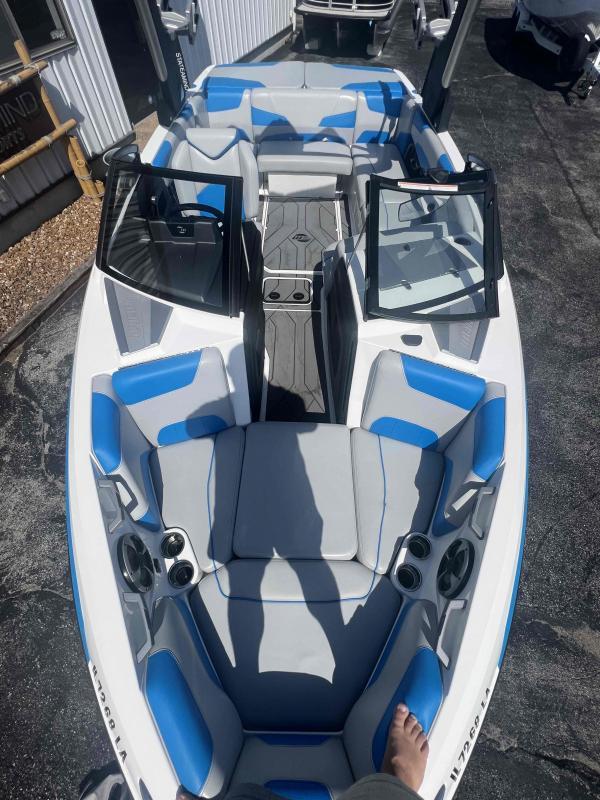 Used 2021 Malibu Wakesetter 22 LSV, 63042 hazelwood - Boat Trader