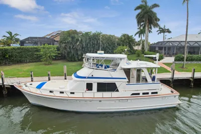 1989 Offshore Yachts 48 Cockpit Motor Yacht