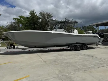 2022 Invincible 39' Open Fisherman