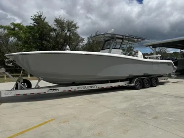 2022 Invincible 39' Open Fisherman