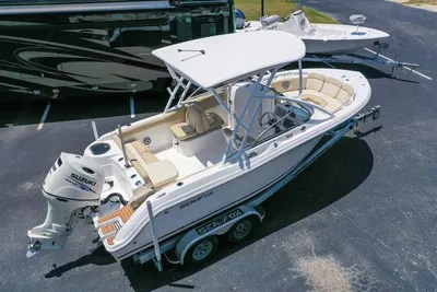 2017 Sea Fox 226 Traveler