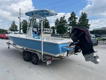 2019 Tidewater 2410 Bay Max