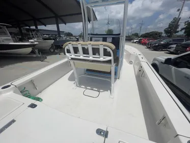 2019 Tidewater 2410 Bay Max