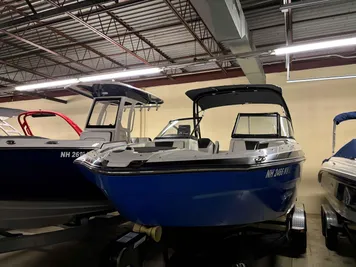 2015 Yamaha Boats AR240 HO