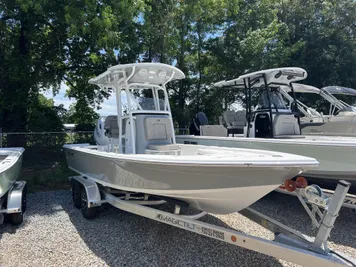 2024 Sea Pro 230 Bay