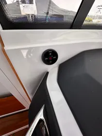 2020 Axopar 28 AFT CABIN