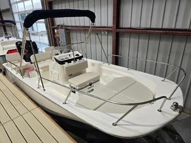 2024 Boston Whaler 170 Montauk