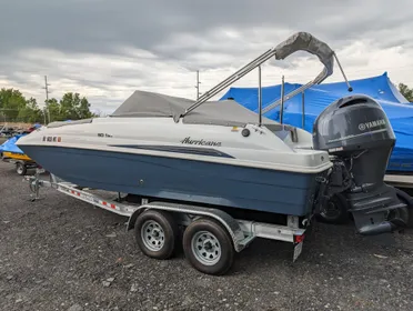 2023 Hurricane SunDeck 187 OB