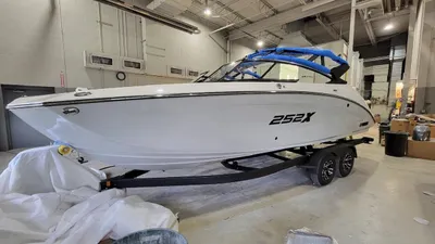 2023 Yamaha Boats 252XE