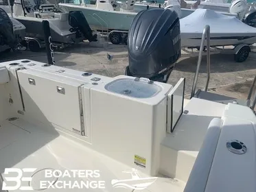 2024 Cobia 240 Center Console