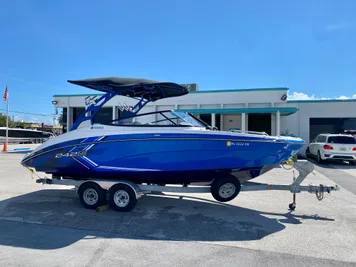 2019 Yamaha Boats 242X