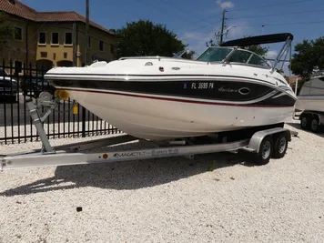 2012 Hurricane Sun Deck 2000