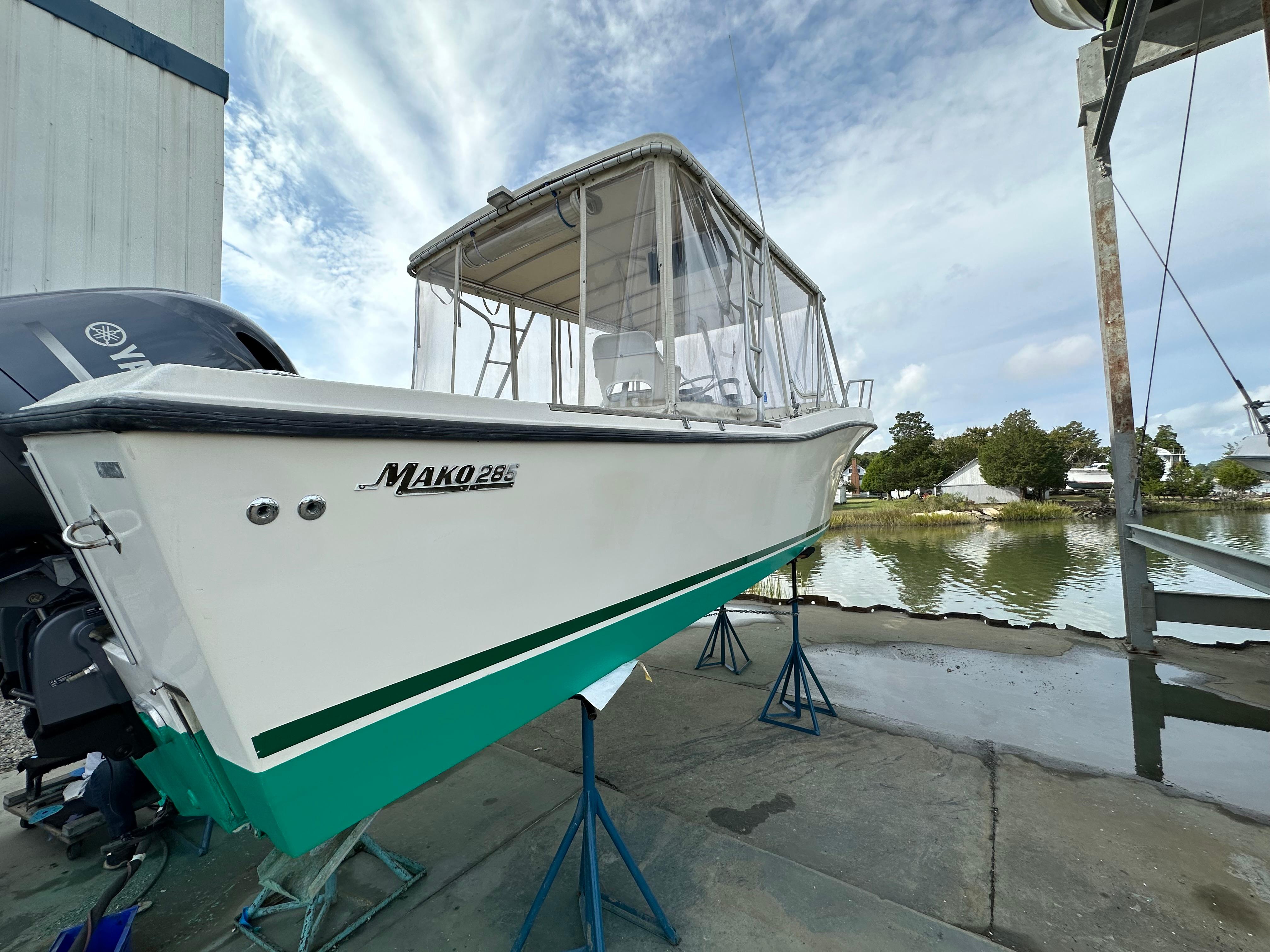 1988 Mako 285