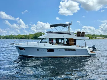 2023 Beneteau Swift Trawler 41 Fly