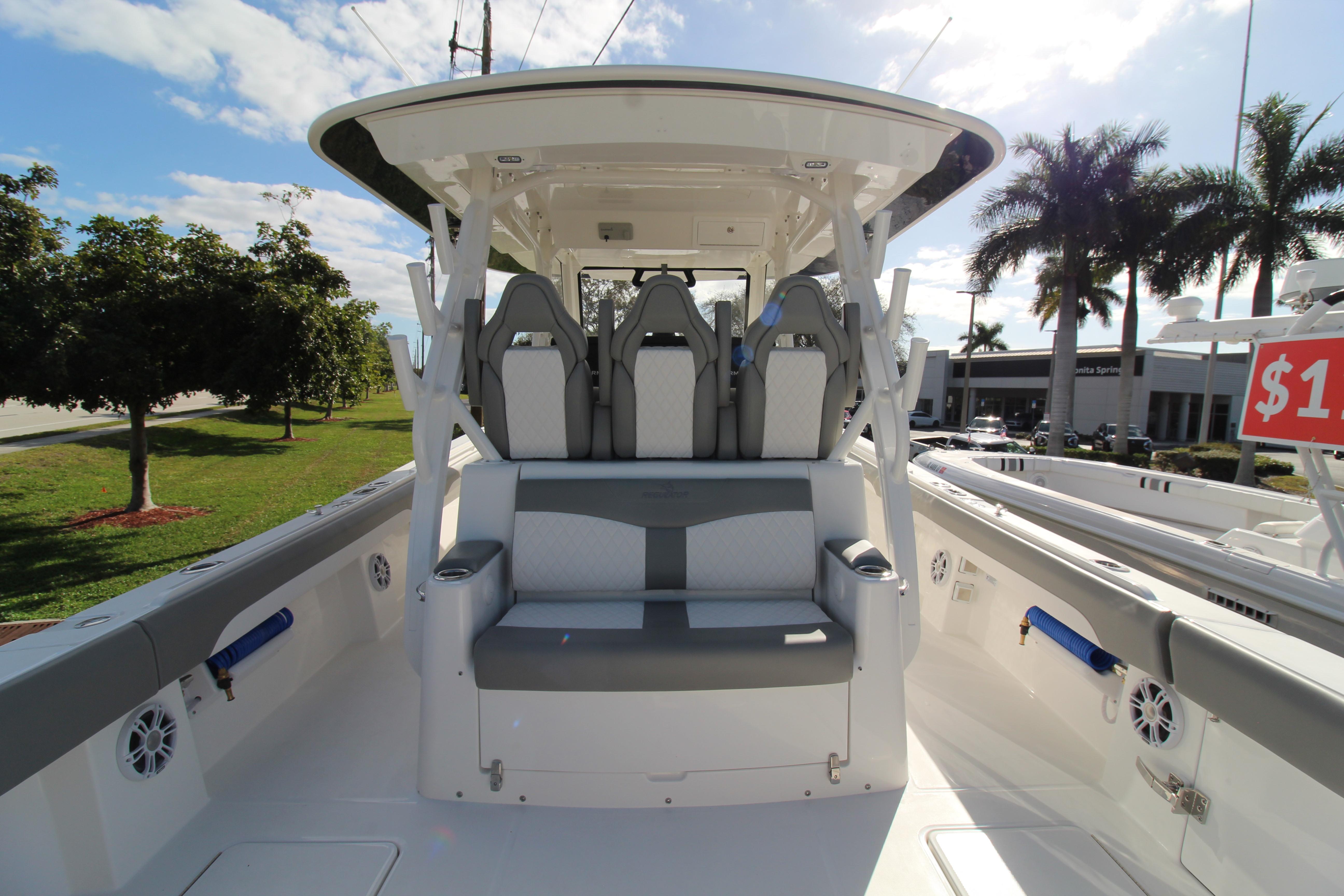 New 2024 Regulator 37, 34134 Bonita Springs - Boat Trader