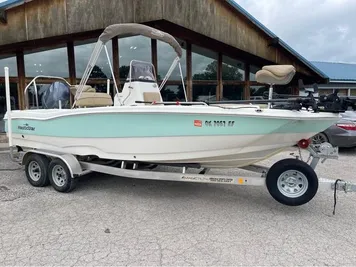 2020 NauticStar 211 Hybrid