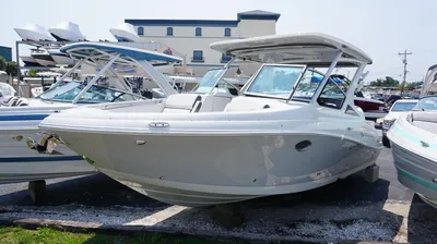 2024 Crownline 260 DC