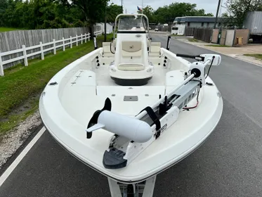 2017 NauticStar 244 XTS