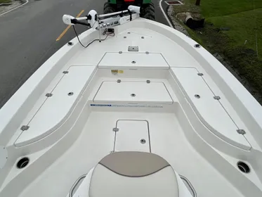 2017 NauticStar 244 XTS