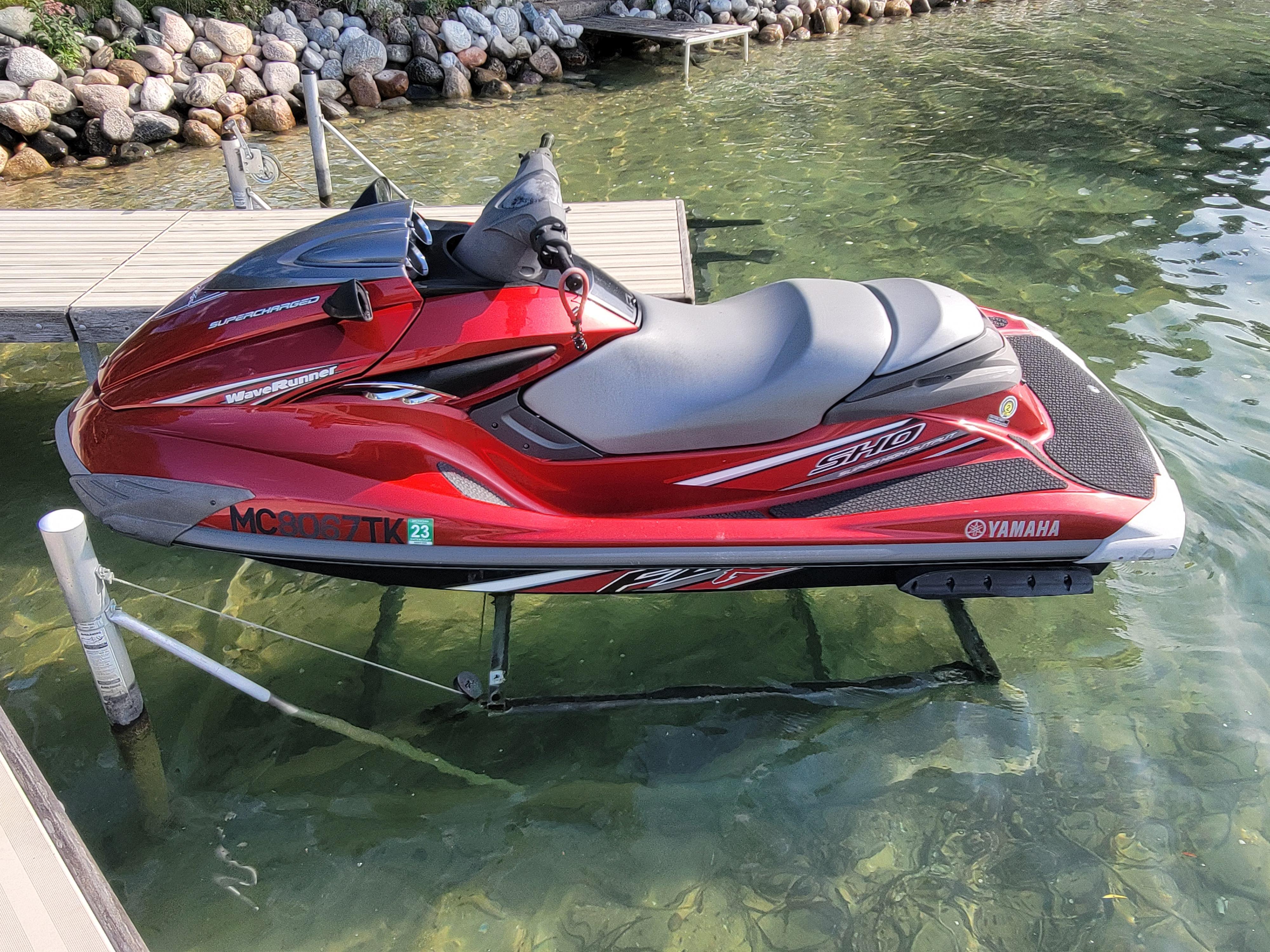 used-2010-yamaha-waverunner-fzr-49676-rapid-city-boat-trader