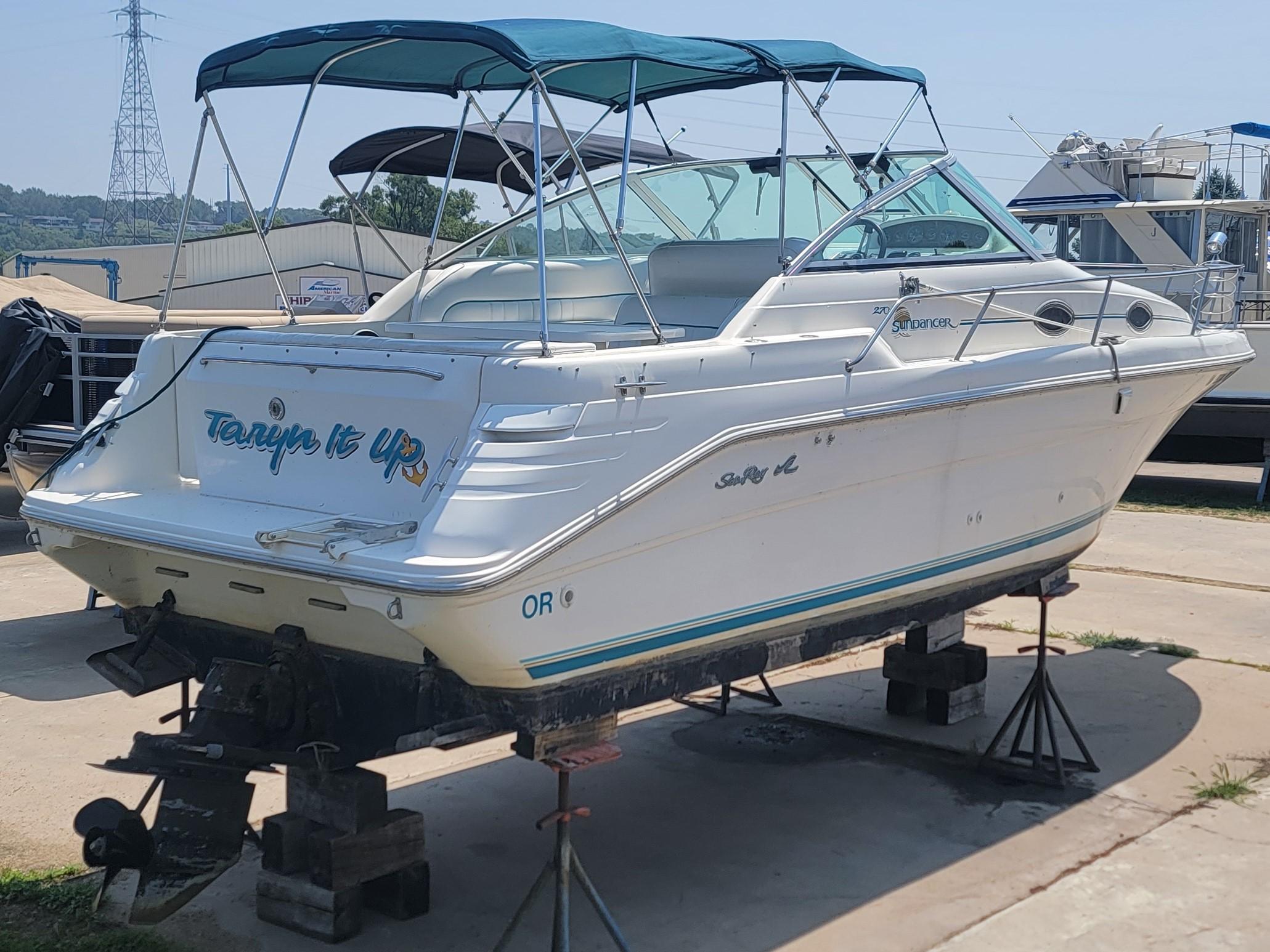 1995 Sea Ray 270 Sundancer