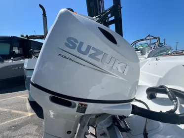 2024 NauticStar 193SC Sport Deck