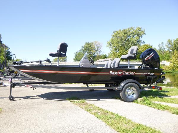 New 2023 Tracker 2023 CLASSIC XL, 48821 Lansing - Boat Trader