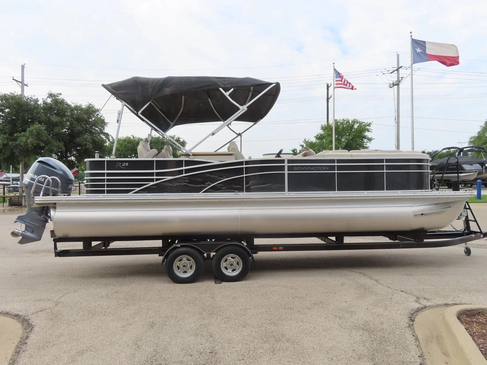 2015 Bennington Pontoon Boats Research