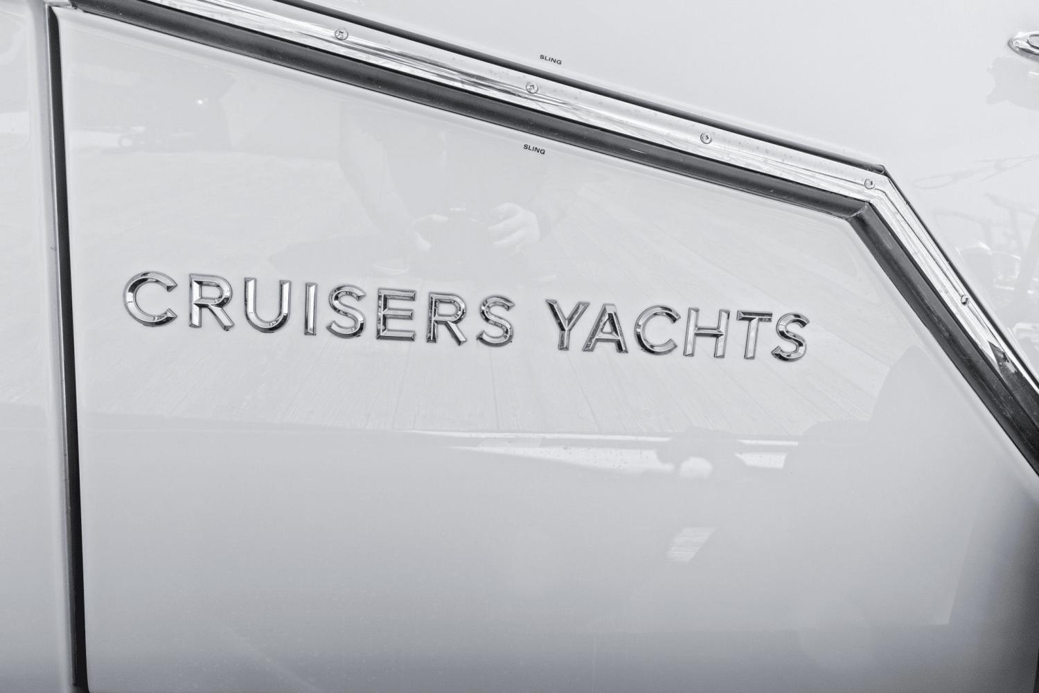 2024 Cruisers Yachts 42GLS-OB SB