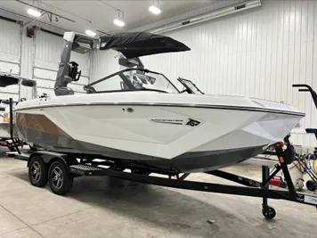 2024 Nautique G21