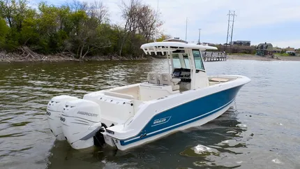 2017 Boston Whaler 280 Outrage