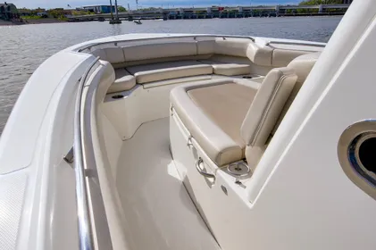 2017 Boston Whaler 280 Outrage