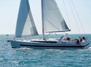 2022 Beneteau Oceanis Yacht 62