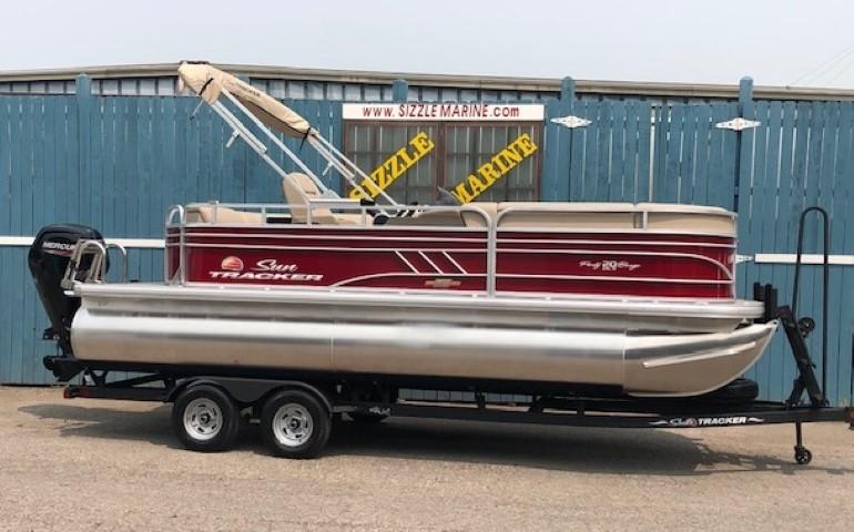 Used 2023 Sun Tracker Party Barge 20 DLX, 43224 Columbus - Boat Trader