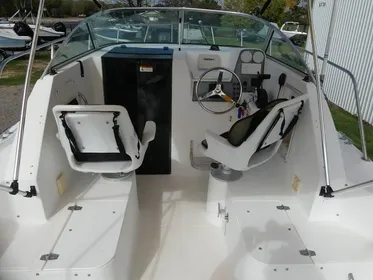 2004 Wellcraft 24 Walkaround