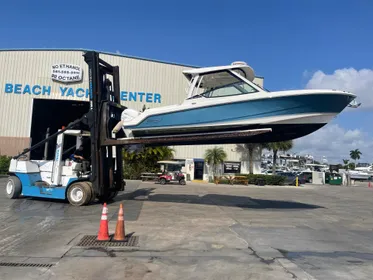 2021 Boston Whaler 280 Vantage