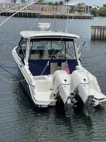 2021 Boston Whaler 280 Vantage