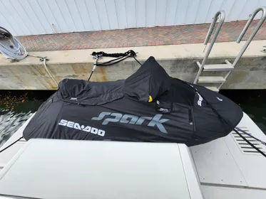 2017 Sea Ray 460 Sundancer INBOARD NO PODS