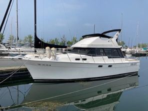 1990 Bayliner 3288 Motoryacht