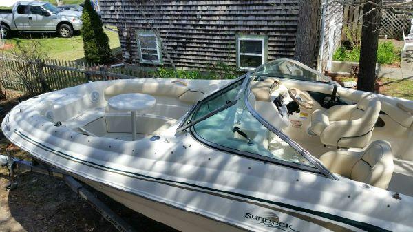 Sea Ray 210 Sundeck Trailerable Heavy Duty deck boat Storage cover 