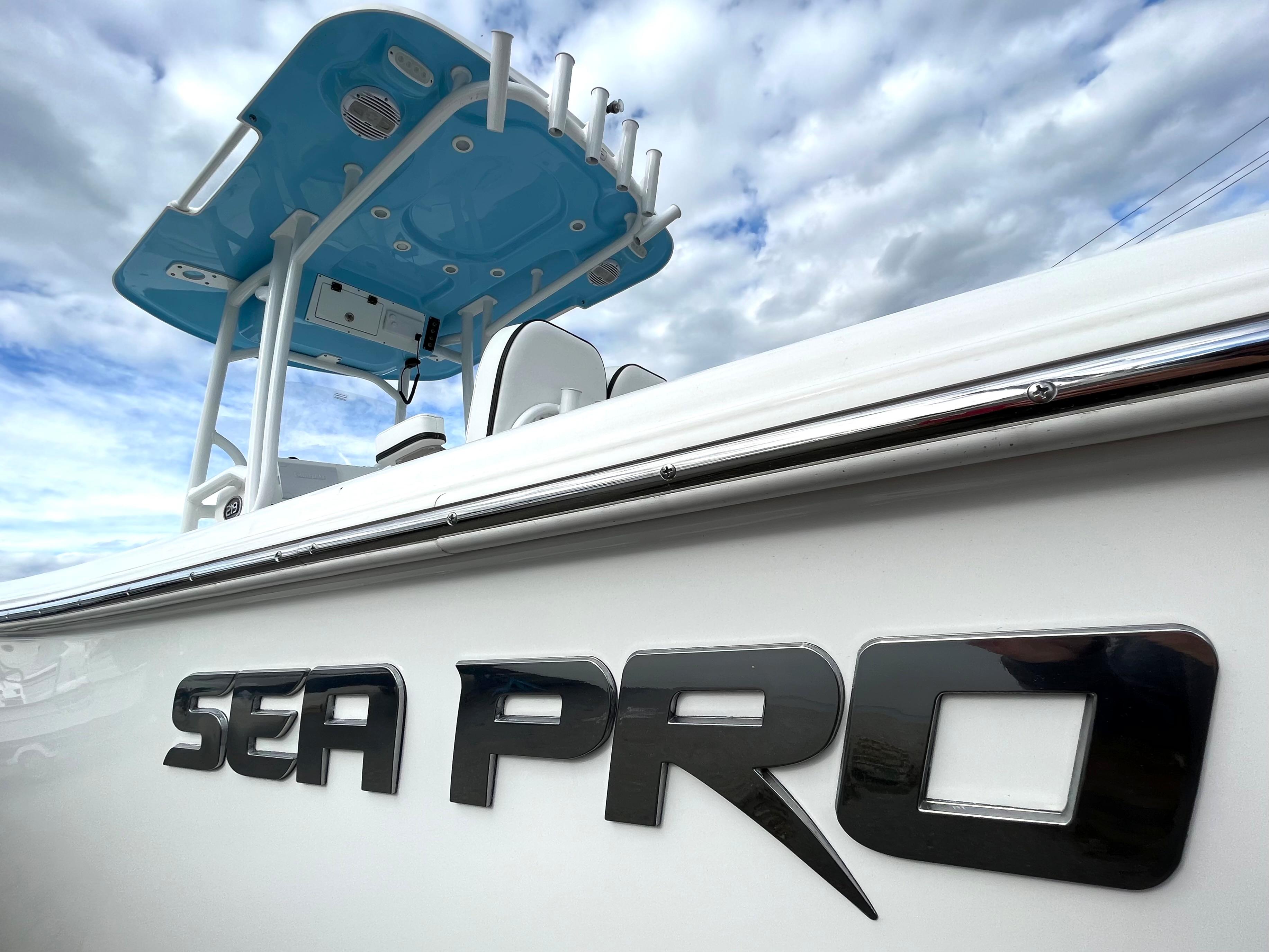 2023 Sea Pro 219CC