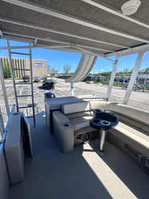 2021 Tahoe Pontoon Cruise Funship 27'