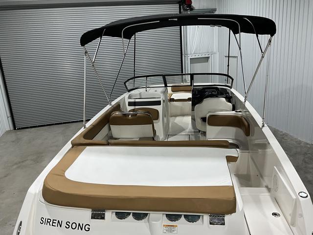 2021 Bayliner VR6 Bowrider - Outboard