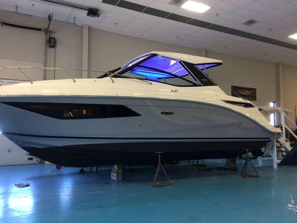 New 2020 Sea Ray 320 Sundancer 13607 Alexandria Bay Boat Trader