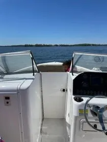 2017 Sea Hunt Escape 211 LE