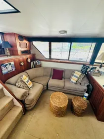 1992 Carver 36 Motor Yacht