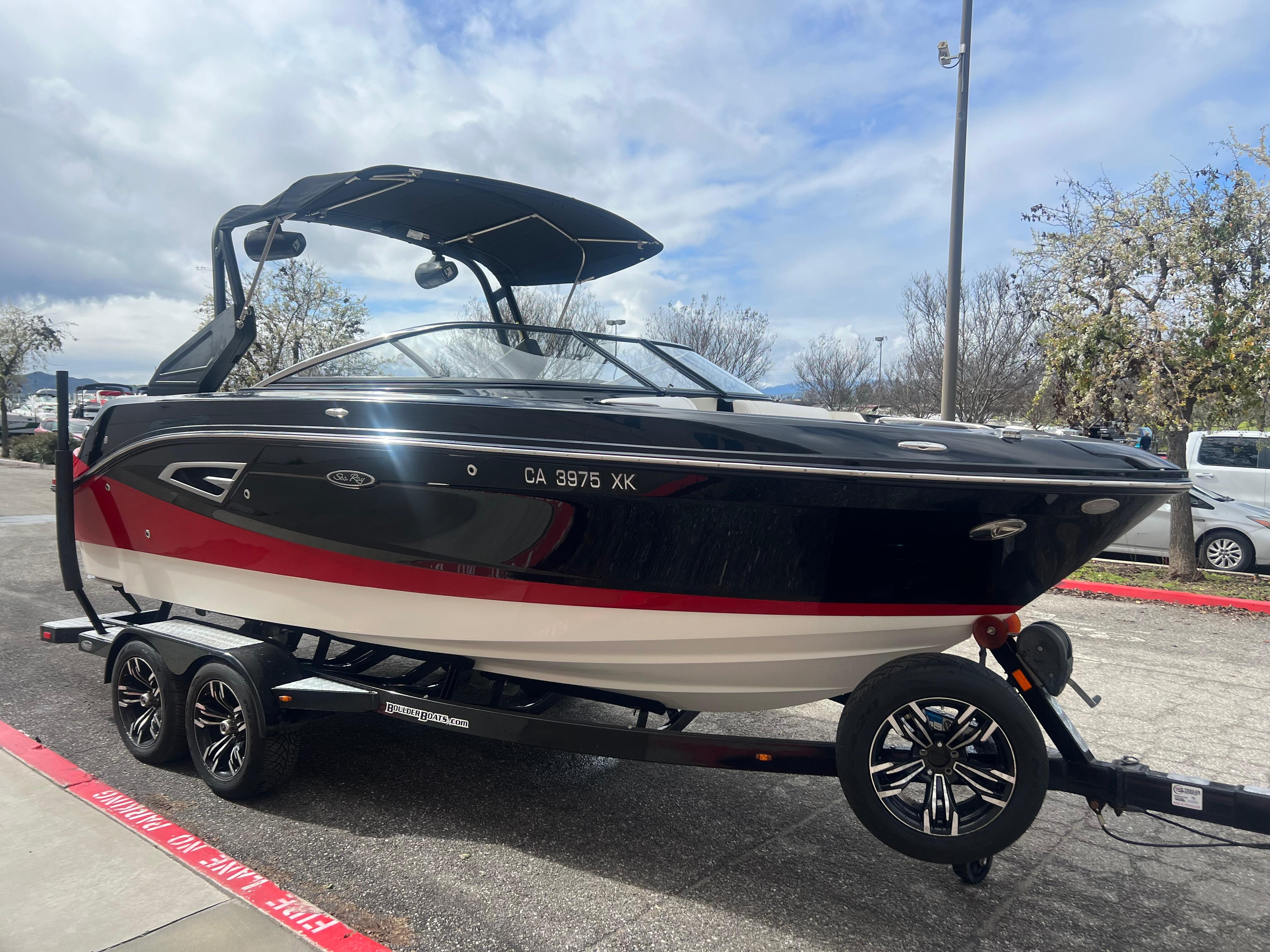 Used 2017 Sea Ray 230 SLX-W, 92571 Perris - Boat Trader